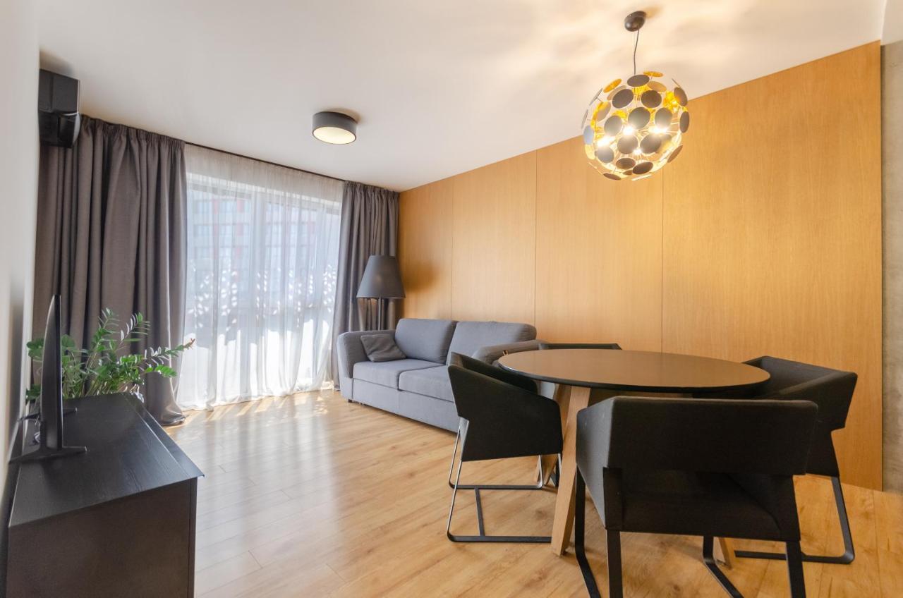 Petrovdom 23-173 In Stylish Apartments At Rc Київ Екстер'єр фото